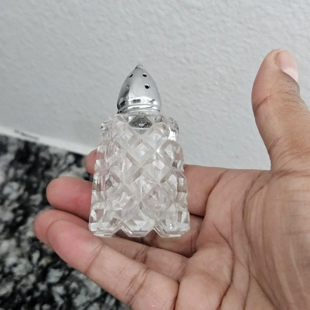 The Unbranded Brand vintage crystal
